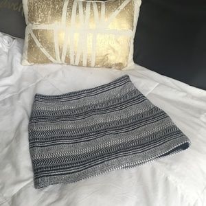 Banana Republic Blue and White Woven Skirt